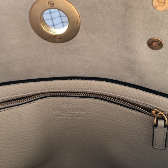 Valentino Garavani Eye on You Vitello leather bag - Picture 8 of 15